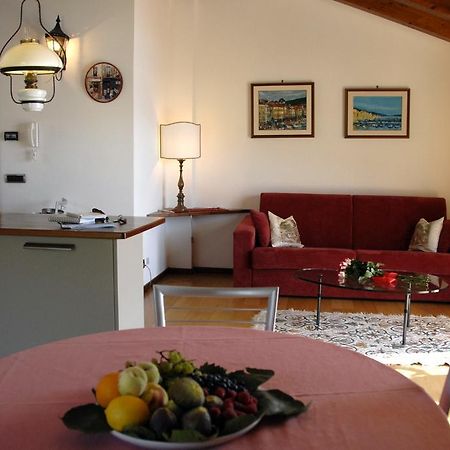 Alveluu Ristorante E Suites Tremezzo Rom bilde