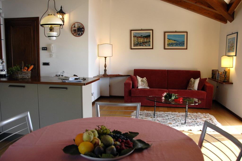 Alveluu Ristorante E Suites Tremezzo Rom bilde